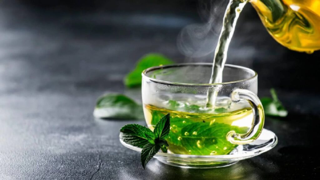 morning drink for glowing skin